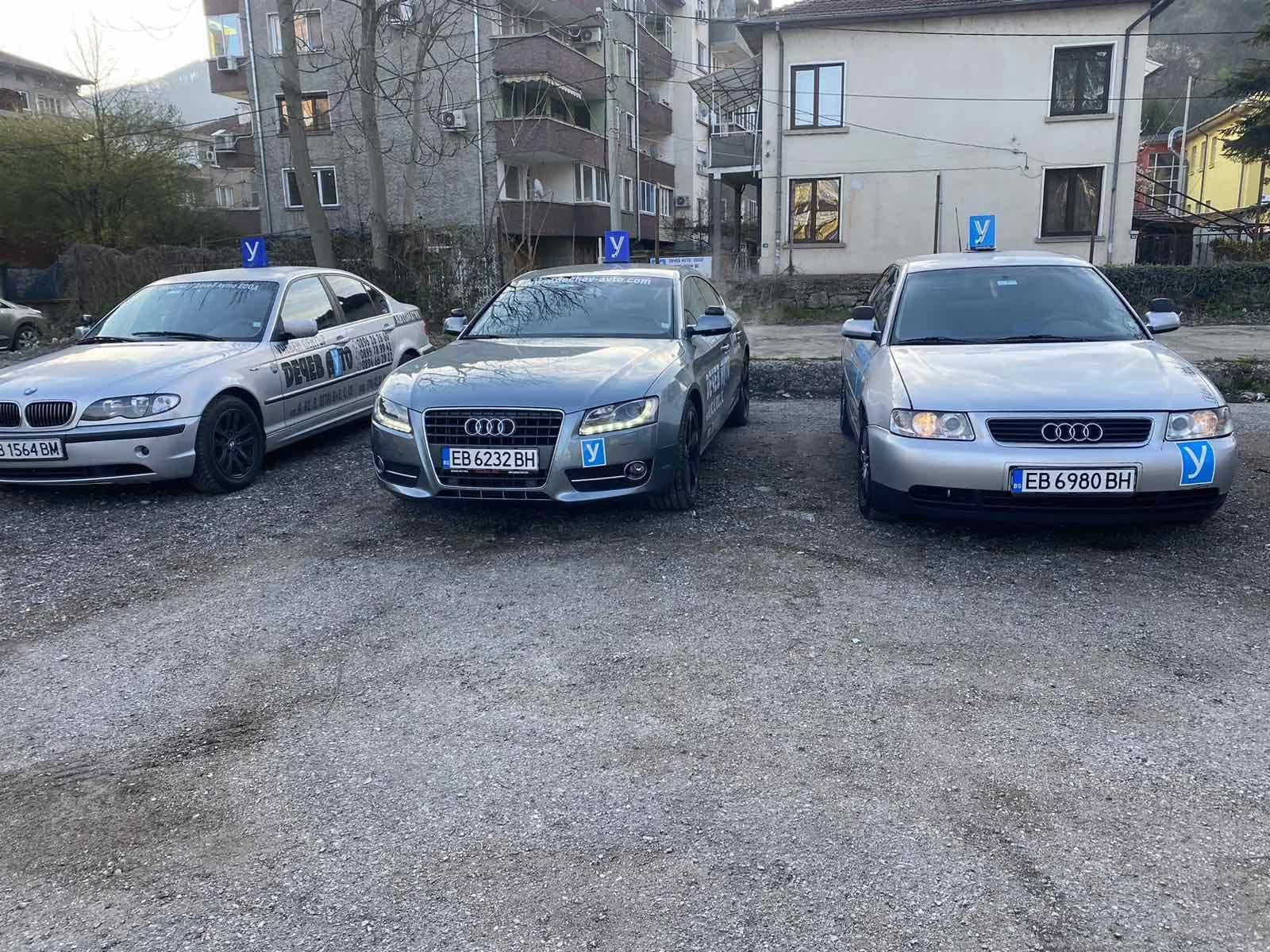 Снимка от галерията на Дечев Авто
